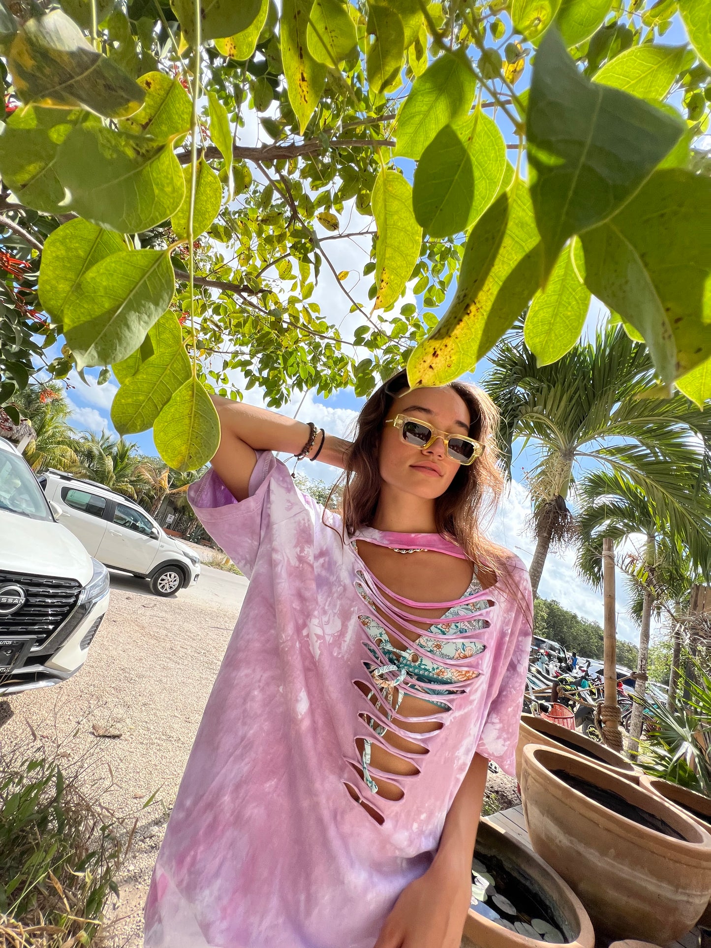 SHREDDED BEACH T